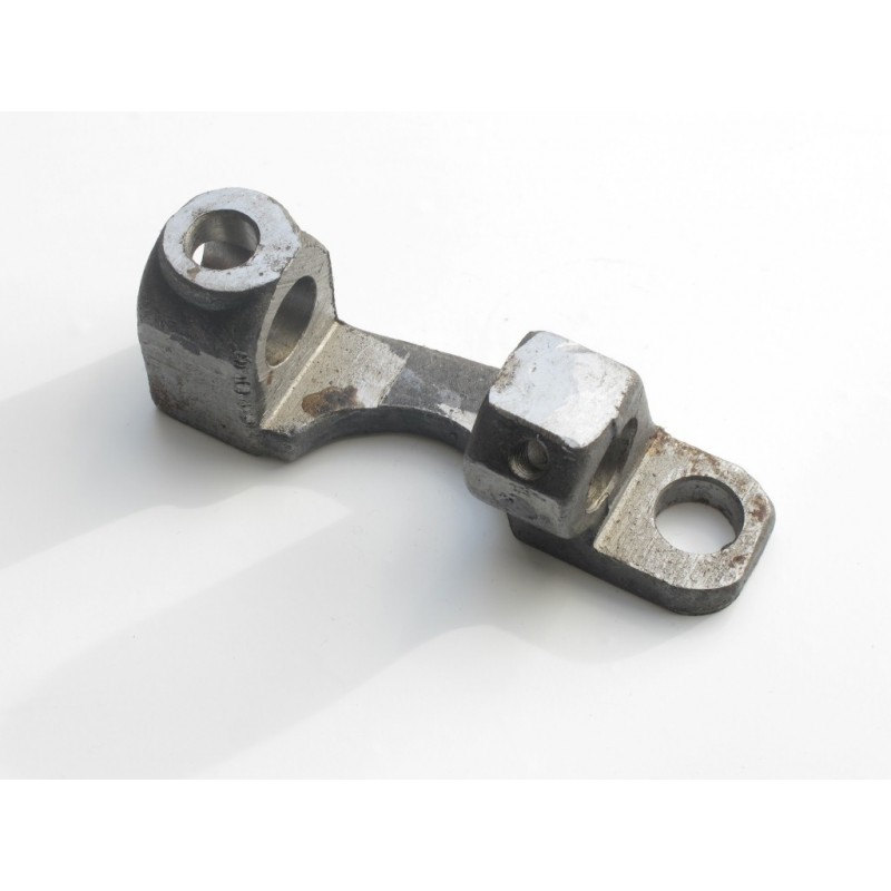 Holder, valve rocker arm URAL750