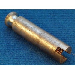 swingarm pin K750/MB750
